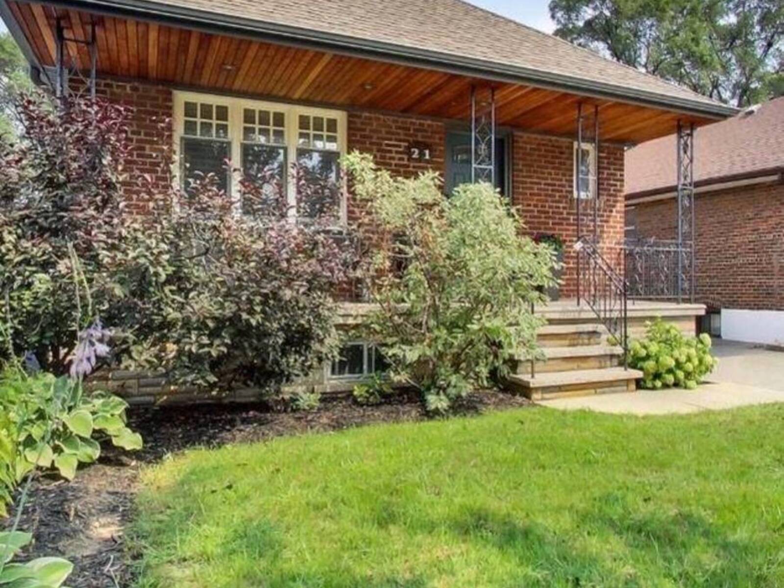 21 PARKER AVENUE, Toronto, Ontario M8Z 4L6