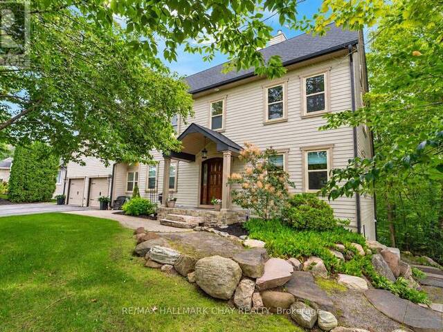 9 BRIDLE PATH Oro-Medonte Ontario, L0L 2L0 - 4 Bedrooms Home For Sale