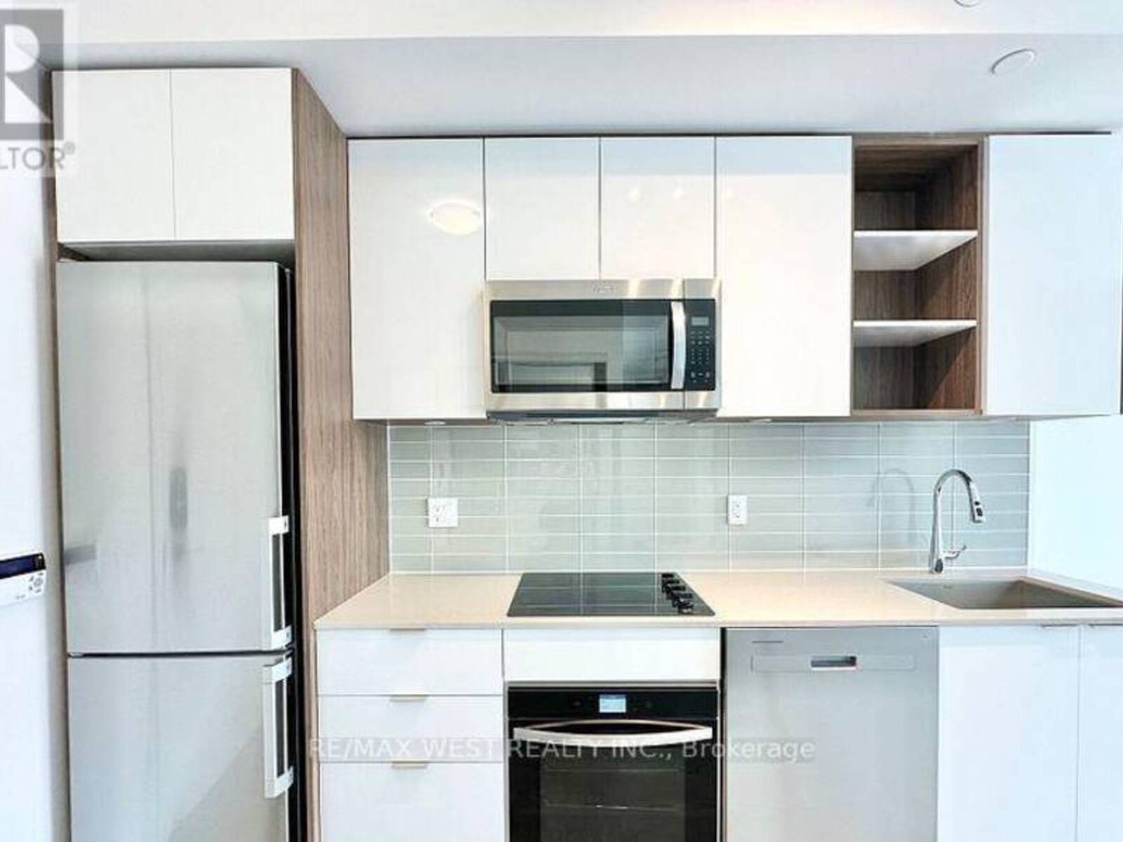 616 - 543 RICHMOND STREET W, Toronto, Ontario M5V 0W9