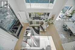 466 THE KINGSWAY | Toronto Ontario | Slide Image Thirteen