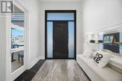 466 THE KINGSWAY | Toronto Ontario | Slide Image Four