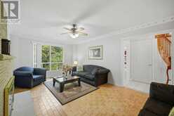 124 STILECROFT DRIVE | Toronto Ontario | Slide Image Eight