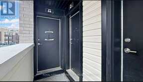 43 - 30 LIBEN WAY | Toronto Ontario | Slide Image Three