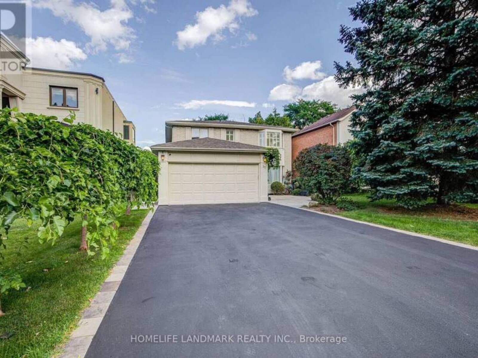 37 MAIMONIDES COURT, Vaughan, Ontario L4J 4X8