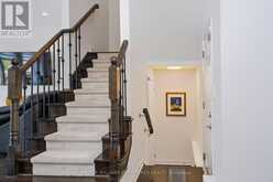 33 WINISK STREET | Richmond Hill Ontario | Slide Image Nine
