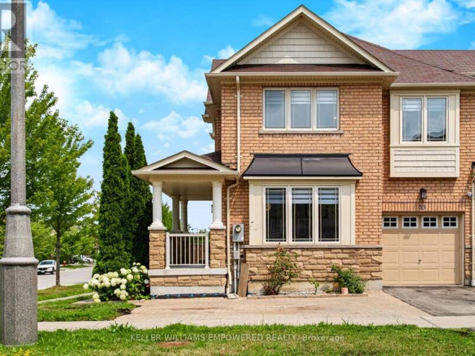 33 WINISK STREET, Richmond Hill, Ontario L4E 0L5