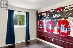 96 LAURENDALE AVENUE | Hamilton Ontario | Slide Image Thirty-one