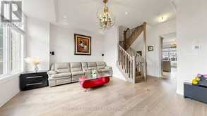 18 GARDENDERS LANE | Markham Ontario | Slide Image Nineteen