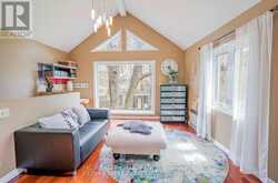 75 SHILTON ROAD | Toronto Ontario | Slide Image Thirteen