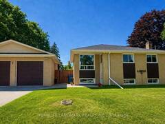 5 JOHNSON ROAD Aurora Ontario, L4G 2A1