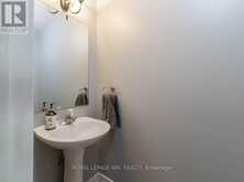 4345 BEVERLEY CRESCENT | Beamsville Ontario | Slide Image Seven