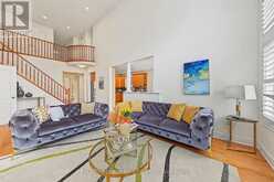 39 EMERY HILL BOULEVARD | Markham Ontario | Slide Image Thirteen