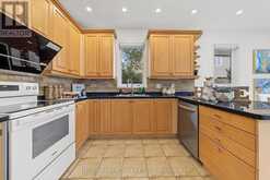39 EMERY HILL BOULEVARD | Markham Ontario | Slide Image Twenty-one