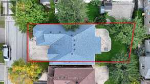 39 EMERY HILL BOULEVARD | Markham Ontario | Slide Image Fifty