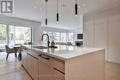 2 MARCHWOOD DRIVE | Toronto Ontario | Slide Image Eleven