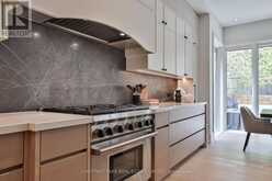 2 MARCHWOOD DRIVE | Toronto Ontario | Slide Image Twelve