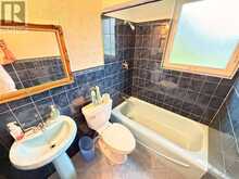 1398 WREN AVENUE | Oakville Ontario | Slide Image Ten