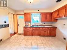 1398 WREN AVENUE | Oakville Ontario | Slide Image Four