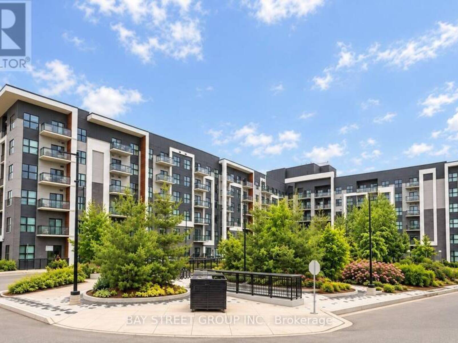 630 - 128 GROVEWOOD COMMON, Oakville, Ontario L6H 0X3