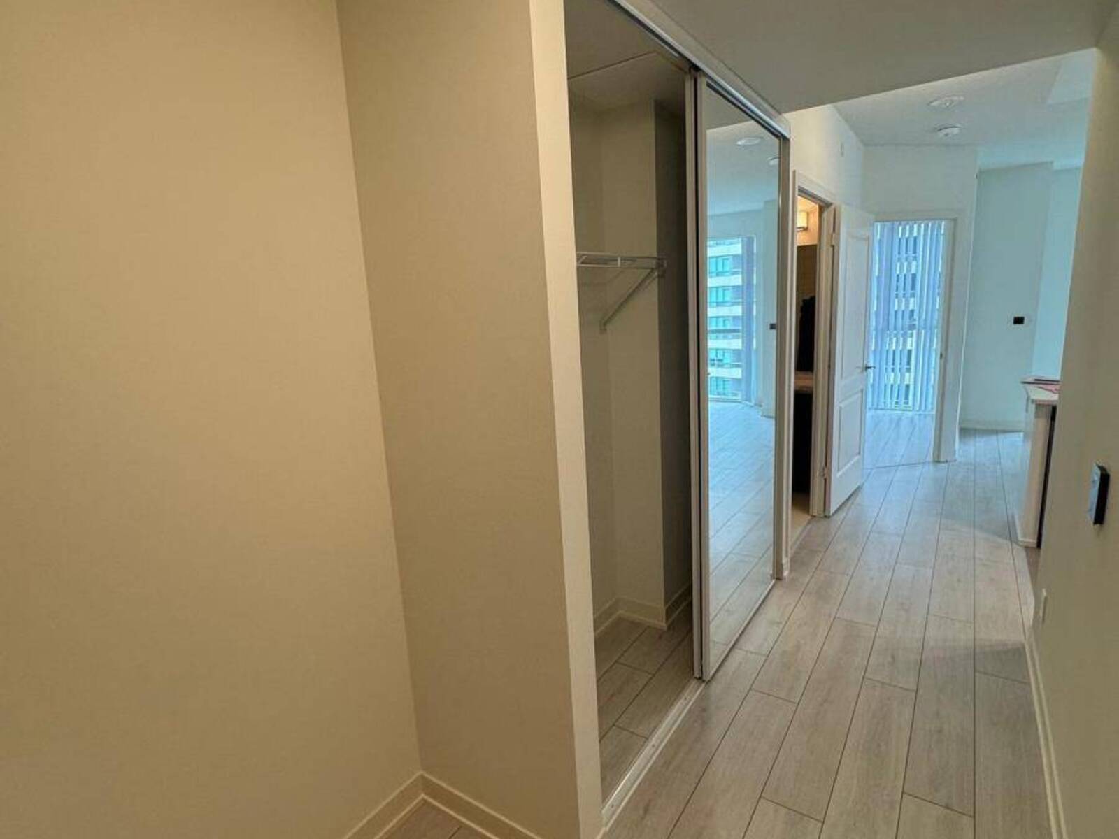 1006 - 4955 YONGE STREET, Toronto, Ontario M2N 0L8