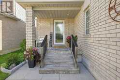 1517 FIELDGATE DRIVE | Oshawa Ontario | Slide Image Two