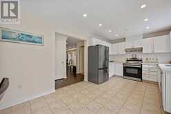 340 FLAGSTONE WAY | Newmarket Ontario | Slide Image Thirteen