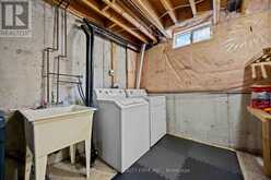 340 FLAGSTONE WAY | Newmarket Ontario | Slide Image Thirty-one