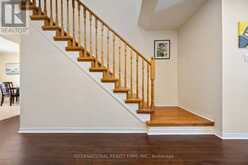 340 FLAGSTONE WAY | Newmarket Ontario | Slide Image Five