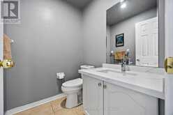 340 FLAGSTONE WAY | Newmarket Ontario | Slide Image Nine
