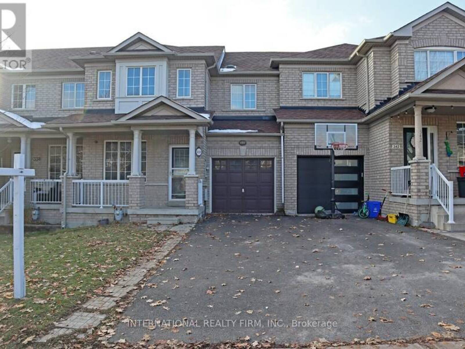 340 FLAGSTONE WAY, Newmarket, Ontario L3X 2R8