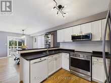 23 MCKENZIE CRESCENT | Barrie Ontario | Slide Image Thirteen