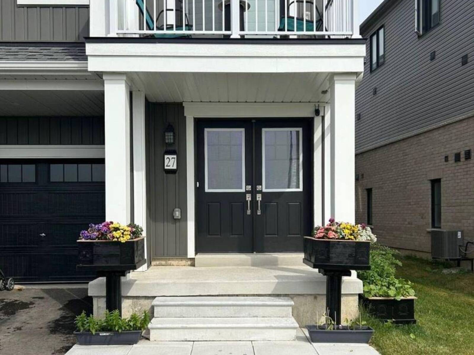 27 CENTRAL MARKET DRIVE, Caledonia, Ontario N3W 0J3