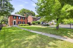 10 QUEENS AVENUE | Toronto Ontario | Slide Image Three