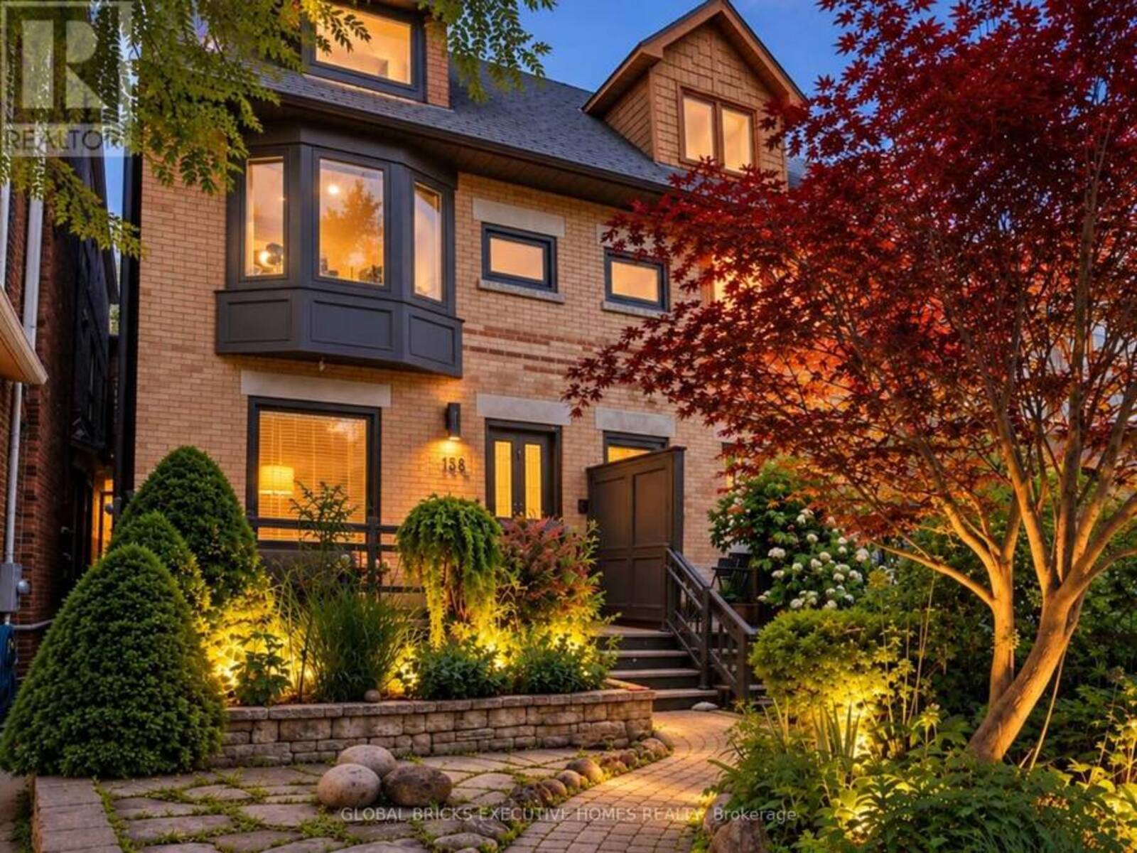 158 FULTON AVENUE, Toronto, Ontario M4K 1Y3