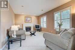 133 WHITE LOTUS CIRCLE | Markham Ontario | Slide Image Eighteen