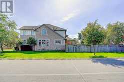 133 WHITE LOTUS CIRCLE | Markham Ontario | Slide Image Three