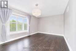 36 NEWBRIDGE AVENUE N | Richmond Hill Ontario | Slide Image Eleven