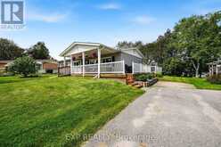 4 FAIRBIRCH COURT | Innisfil Ontario | Slide Image Two