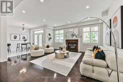 210 MILKWEED WAY | Oakville Ontario | Slide Image Fourteen