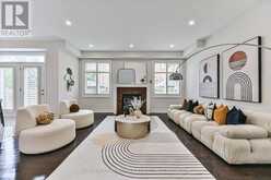 210 MILKWEED WAY | Oakville Ontario | Slide Image Fifteen