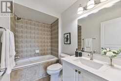 210 MILKWEED WAY | Oakville Ontario | Slide Image Forty