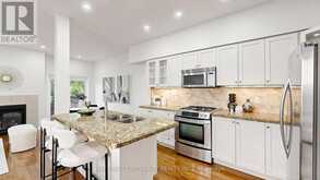 2048 ELMGROVE ROAD | Oakville Ontario | Slide Image Seventeen