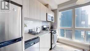 335 COLLEGE STREET | Toronto Ontario | Slide Image Eight