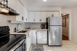 599 ROEHAMPTON AVENUE | Toronto Ontario | Slide Image Ten