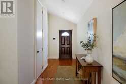 25 TALWOOD DRIVE | Toronto Ontario | Slide Image Four