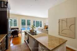 25 TALWOOD DRIVE | Toronto Ontario | Slide Image Six