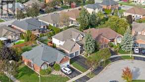 15 MCGREGOR DRIVE | Ajax Ontario | Slide Image Three