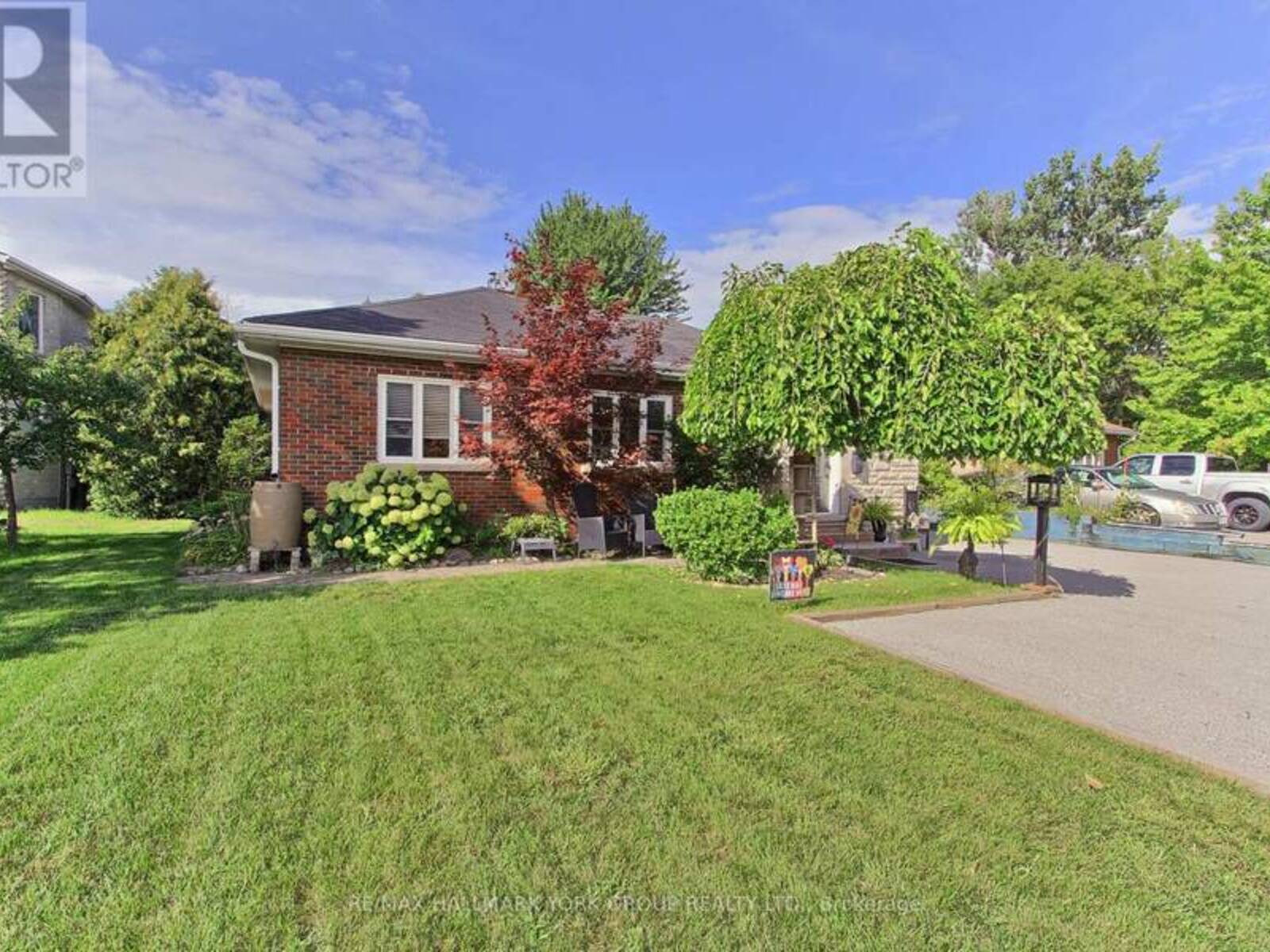 14 BOWERS ROAD, East Gwillimbury, Ontario L9N 1J2