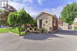 14 BOWERS ROAD | East Gwillimbury Ontario | Slide Image Three