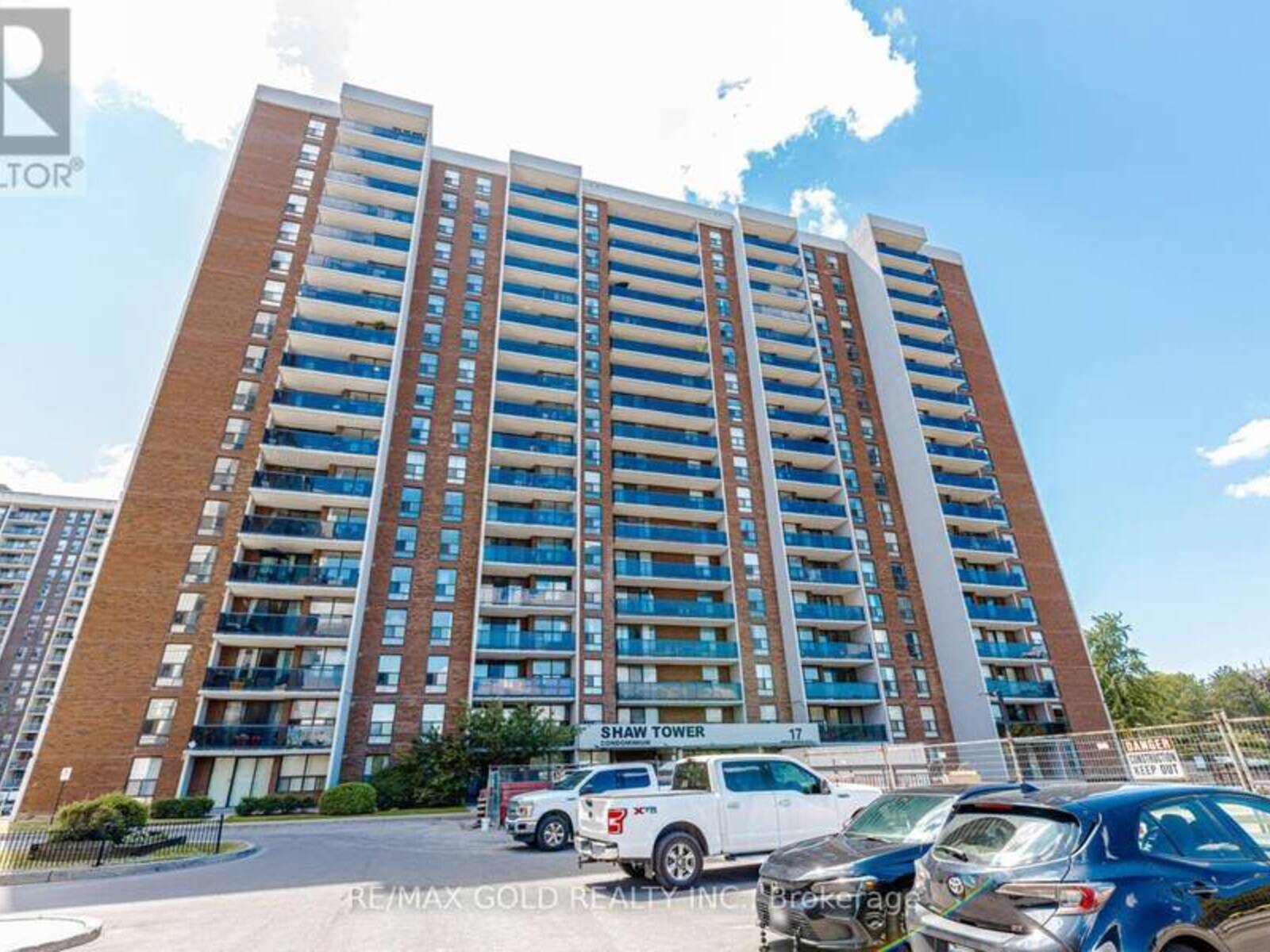 905 - 17 KNIGHTSBRIDGE ROAD, Brampton, Ontario L6T 3X9